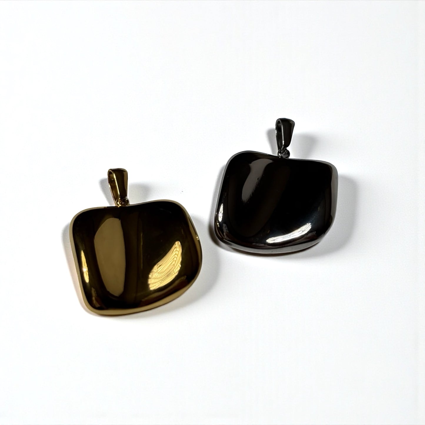 Cushion Square Pendant(クッション・スクエア・ペンダント)
