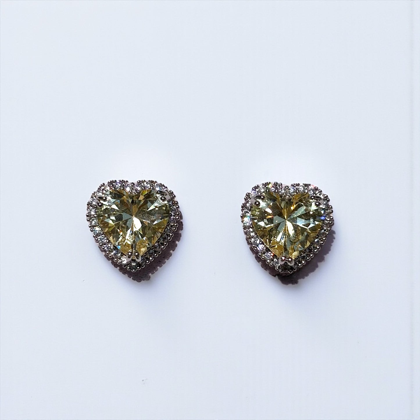 Glow Hearts (グロウハート)
