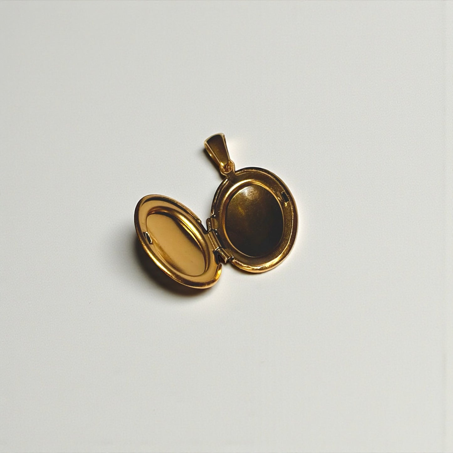 Timeless Locket Pendant（タイムレス・ロケット・ペンダント）